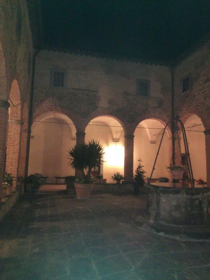Santa Maria Della Pace Bed & Breakfast Montespertoli Exterior foto